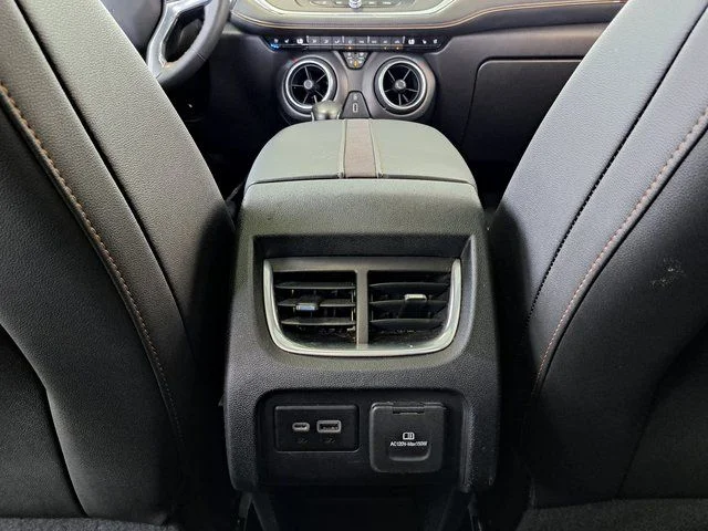 Used 2019 White Chevrolet Premier image 29