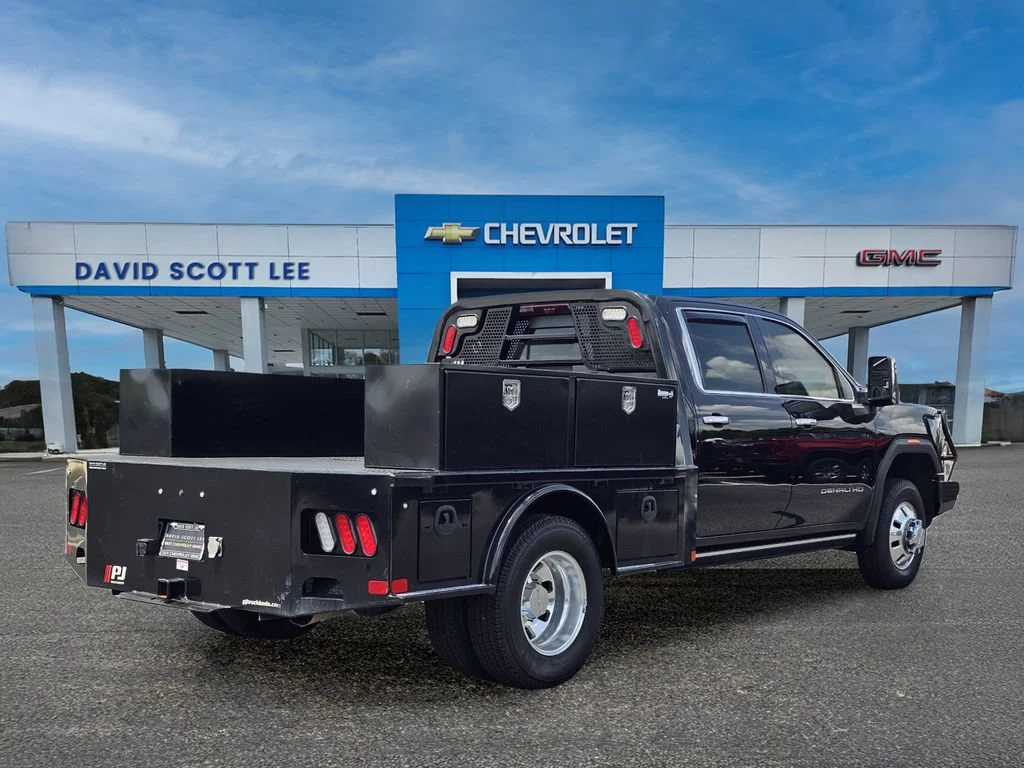 Used 2024 Onyx Black GMC Denali DRW image 11