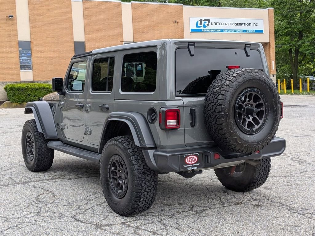 Used 2022 Gray Jeep Unlimited High Tide image 8