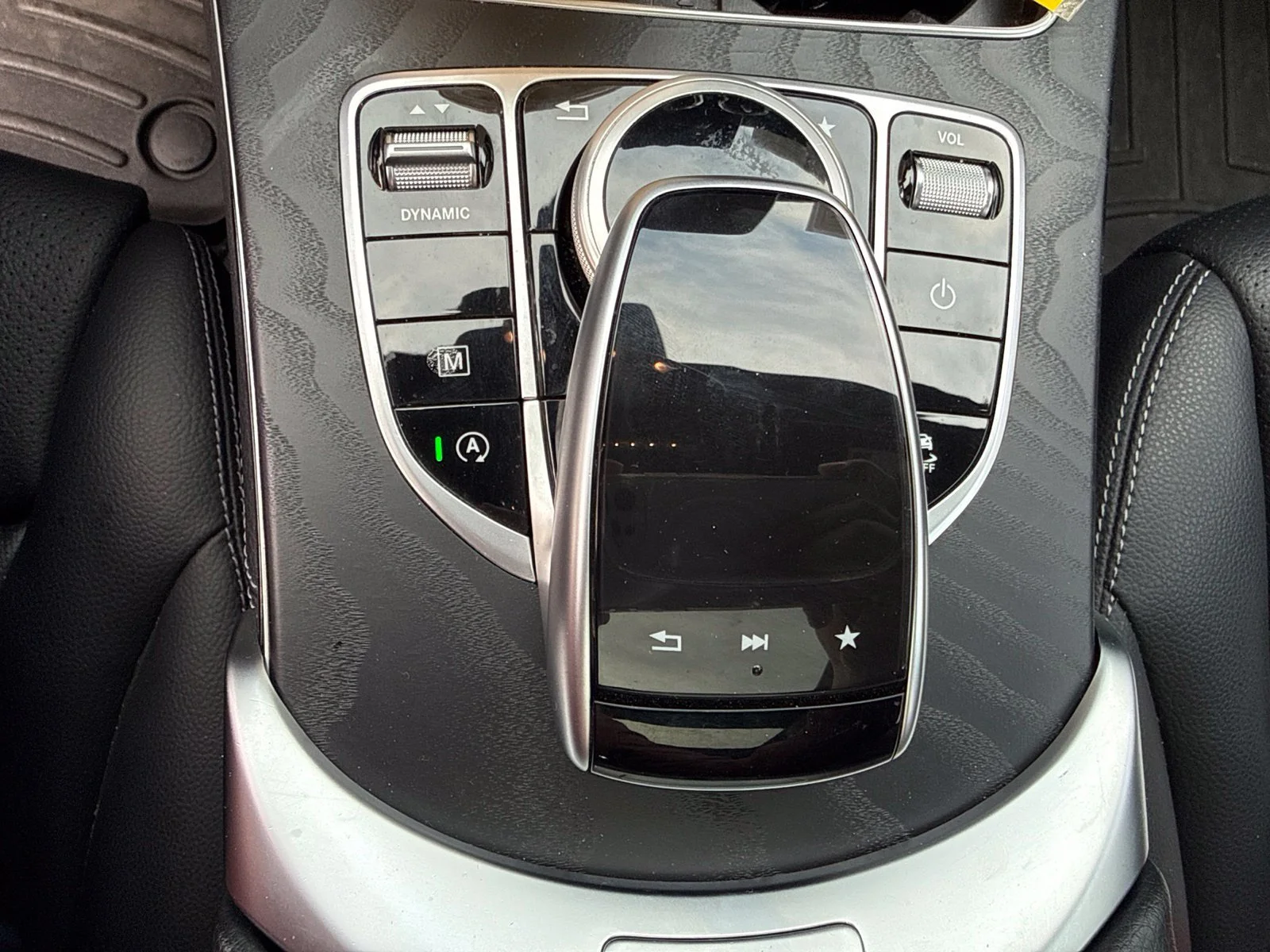 Used 2019 Gray Mercedes-Benz GLC 300 image 23