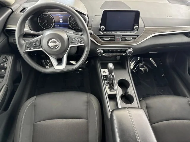 Used 2025 Gray Nissan 2.5 SV image 25