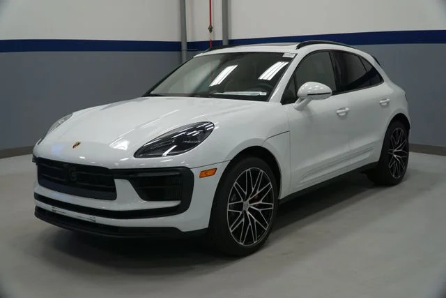 2026 Porsche Macan