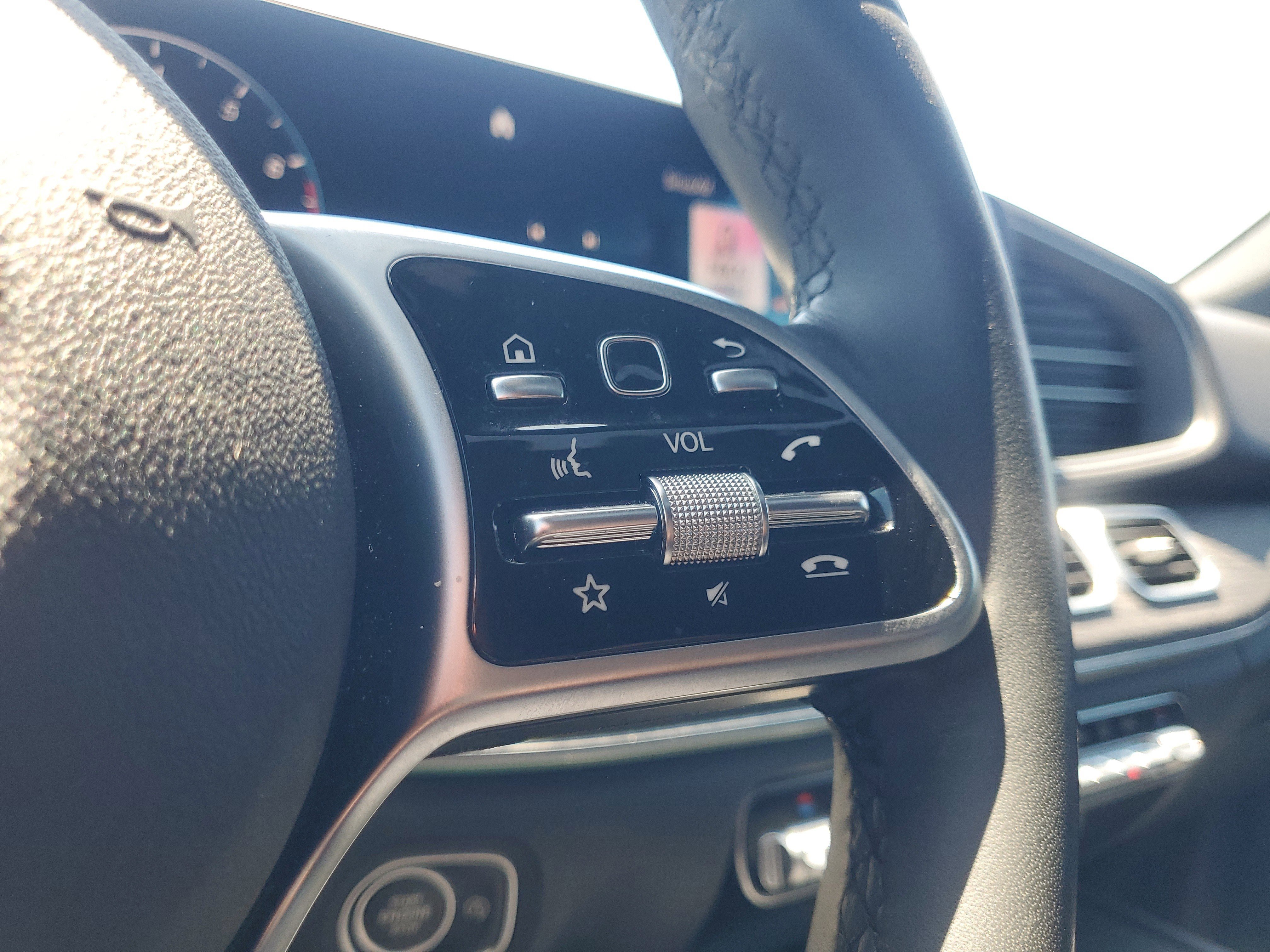 Used 2022 Black Mercedes-Benz GLE 350 image 24
