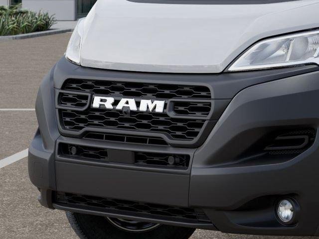 New 2026 Bright White Clear-Coat Exterior Paint RAM Tradesman image 37