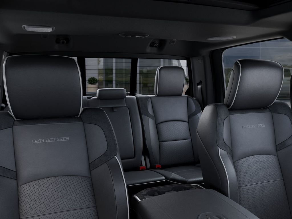 New 2026 Diamond Black Crystal Pearl-Coat Exterior Paint RAM Laramie image 26