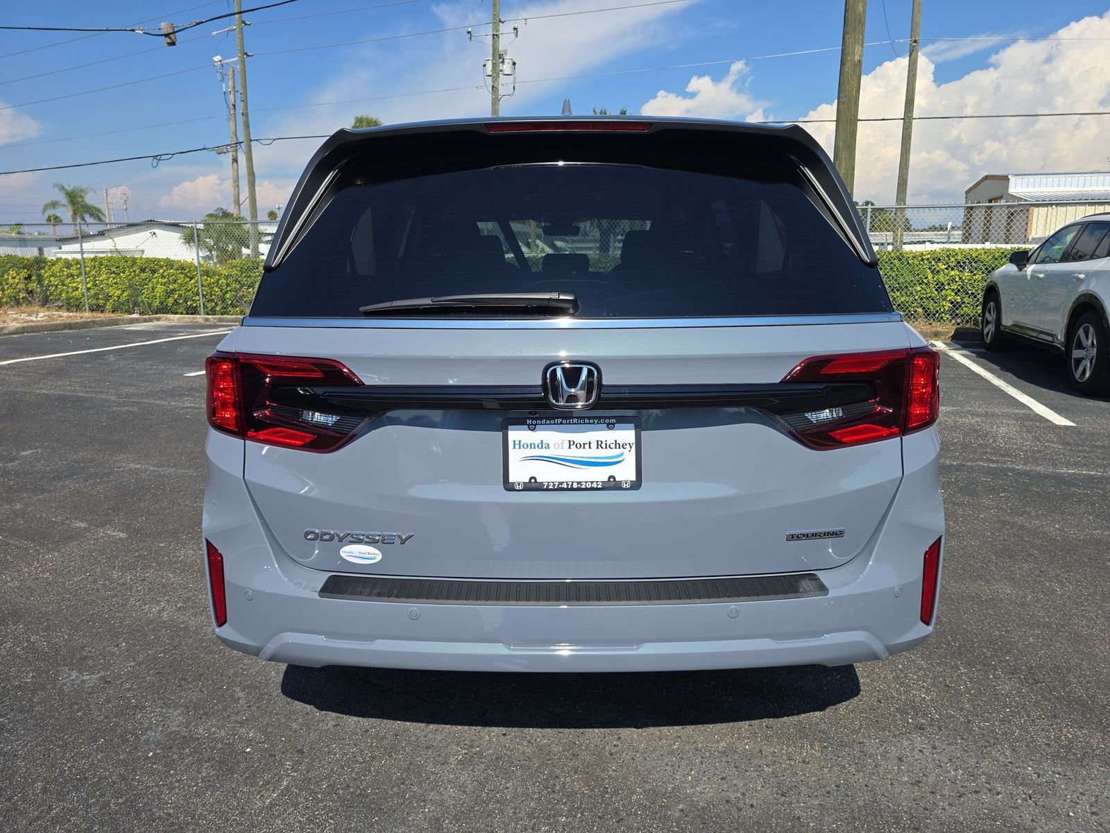 New 2026 Sonic Gray Pearl Honda Touring image 5