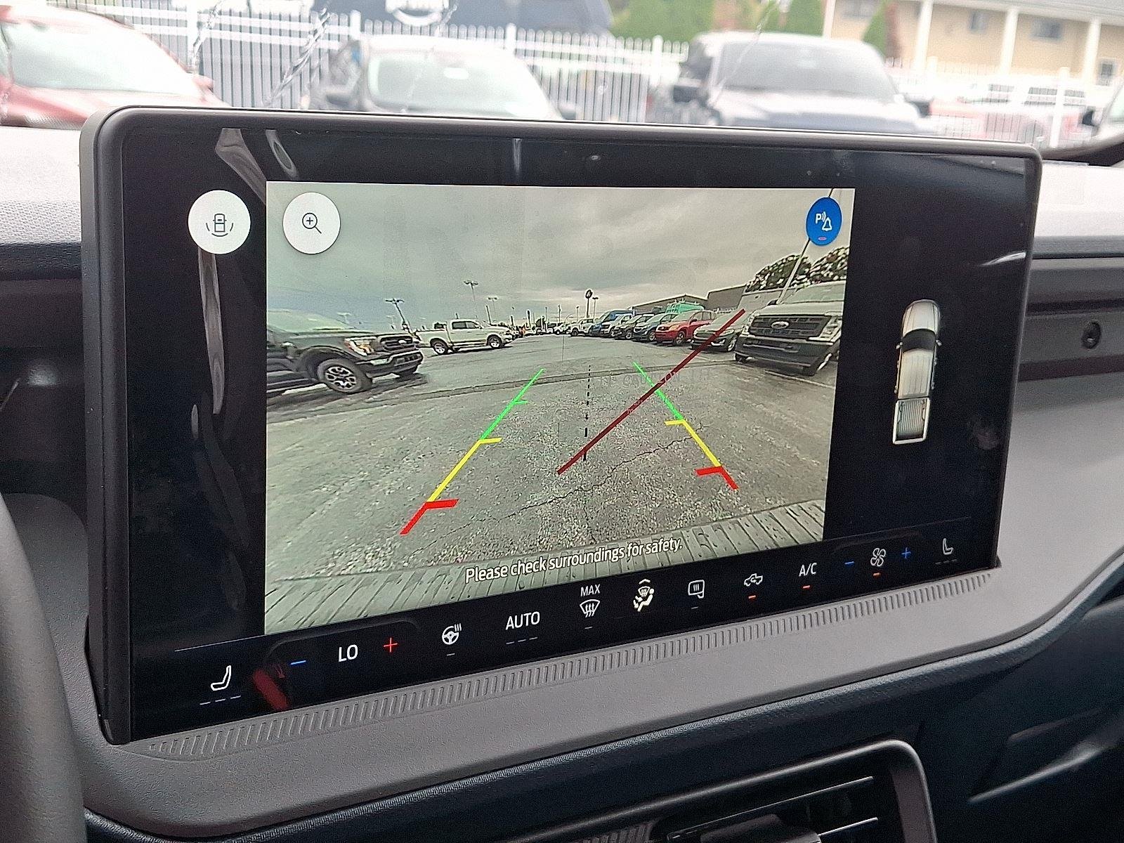 2025 Ford Maverick XLT - Photo 12