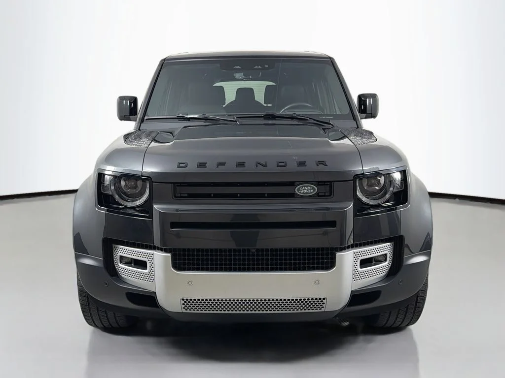Used 2024 Gray Land Rover S image 2