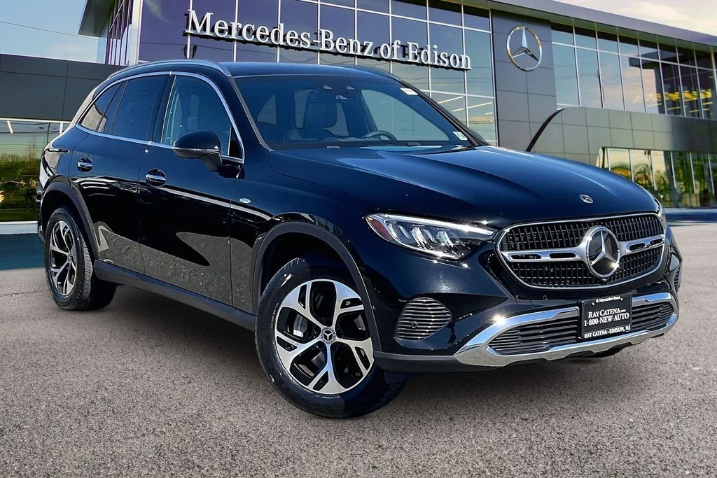 2025 Mercedes-Benz GLC
