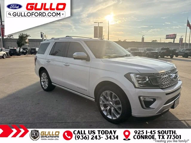 Used 2018 White Platinum Tri-Coat Metallic Ford Platinum image 2