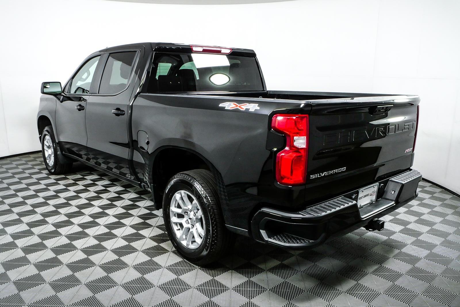 Used 2026 Black Chevrolet RST image 27