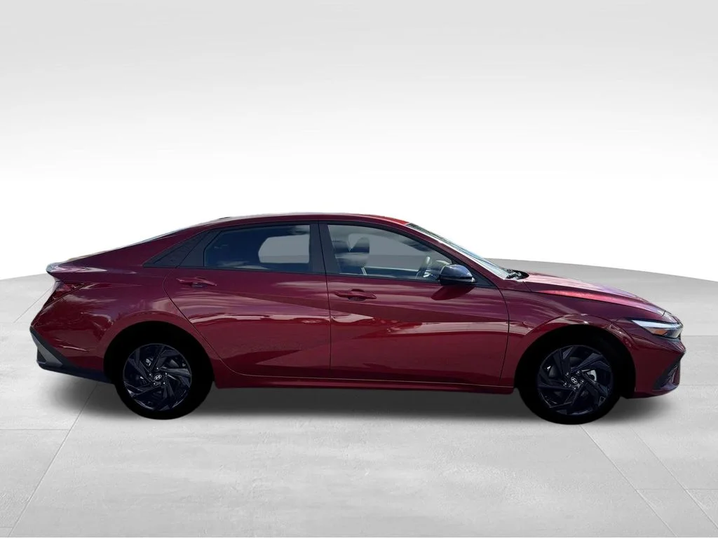 Certified Used 2026 Red Hyundai SEL Sport image 11