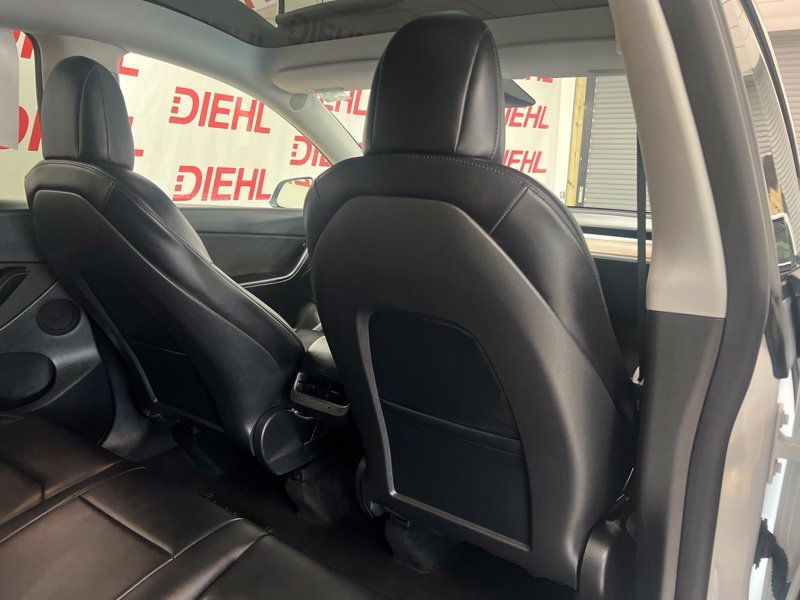 Used 2022  Tesla Long Range image 12