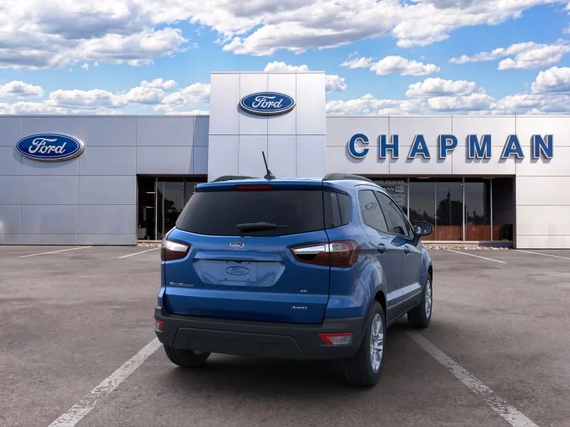 New 2021 Lightning Blue Metallic Ford SE image 8