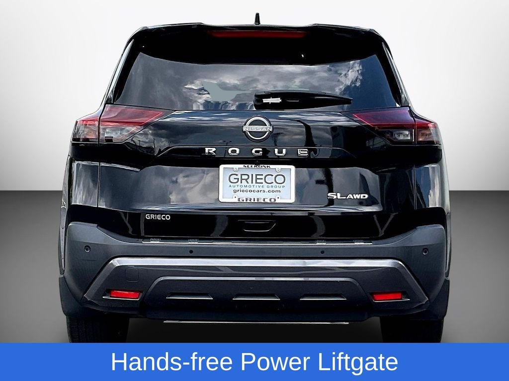 Used 2023 Black Nissan SL image 6