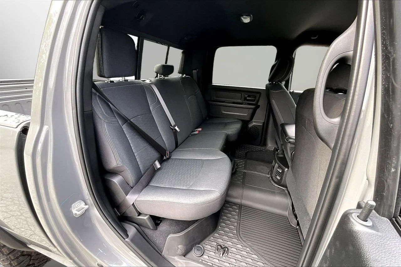 New 2026 Ceramic Gray Clearcoat RAM Tradesman image 20