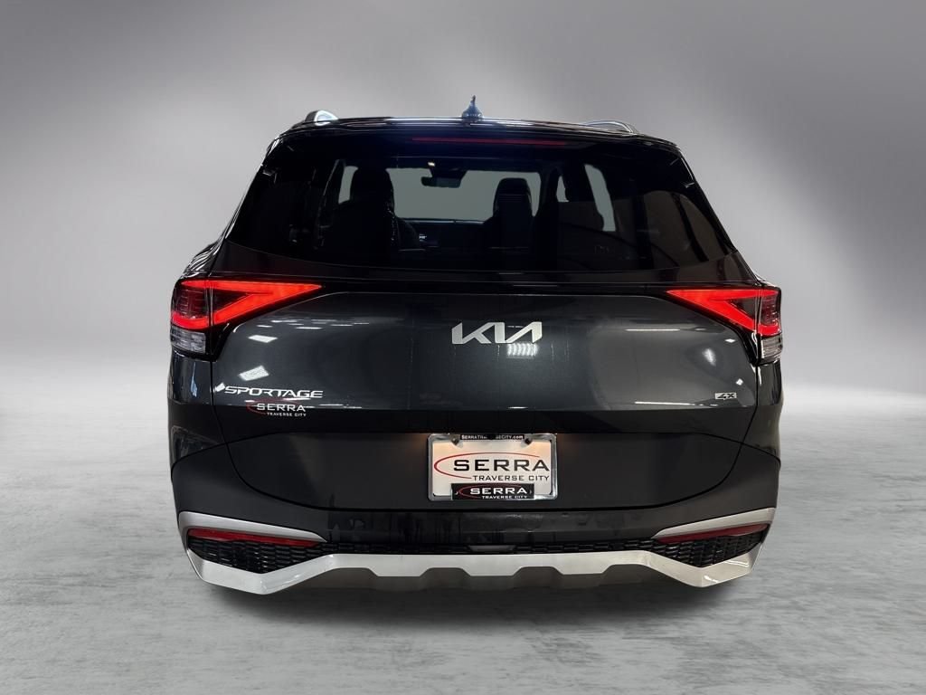 2024 Kia Sportage EX photo 4