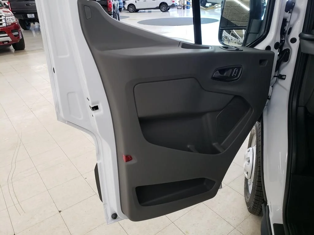 New 2026 Oxford White Ford Cargo Van image 17