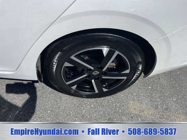 2024 Nissan Sentra SV - Photo 13