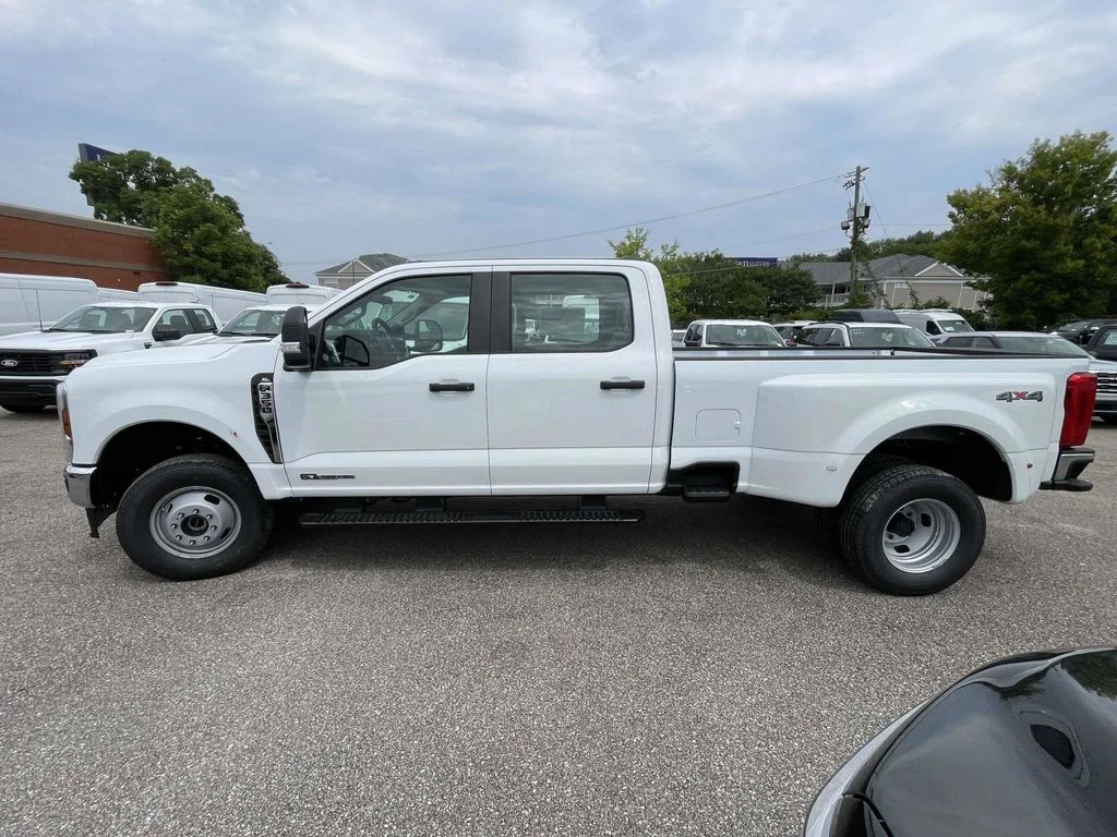 New 2026 White Ford XL image 6