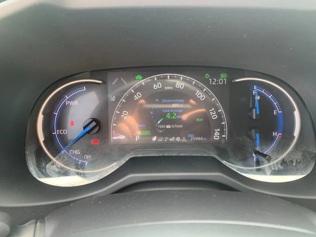 Used 2025 Black Toyota XLE image 29