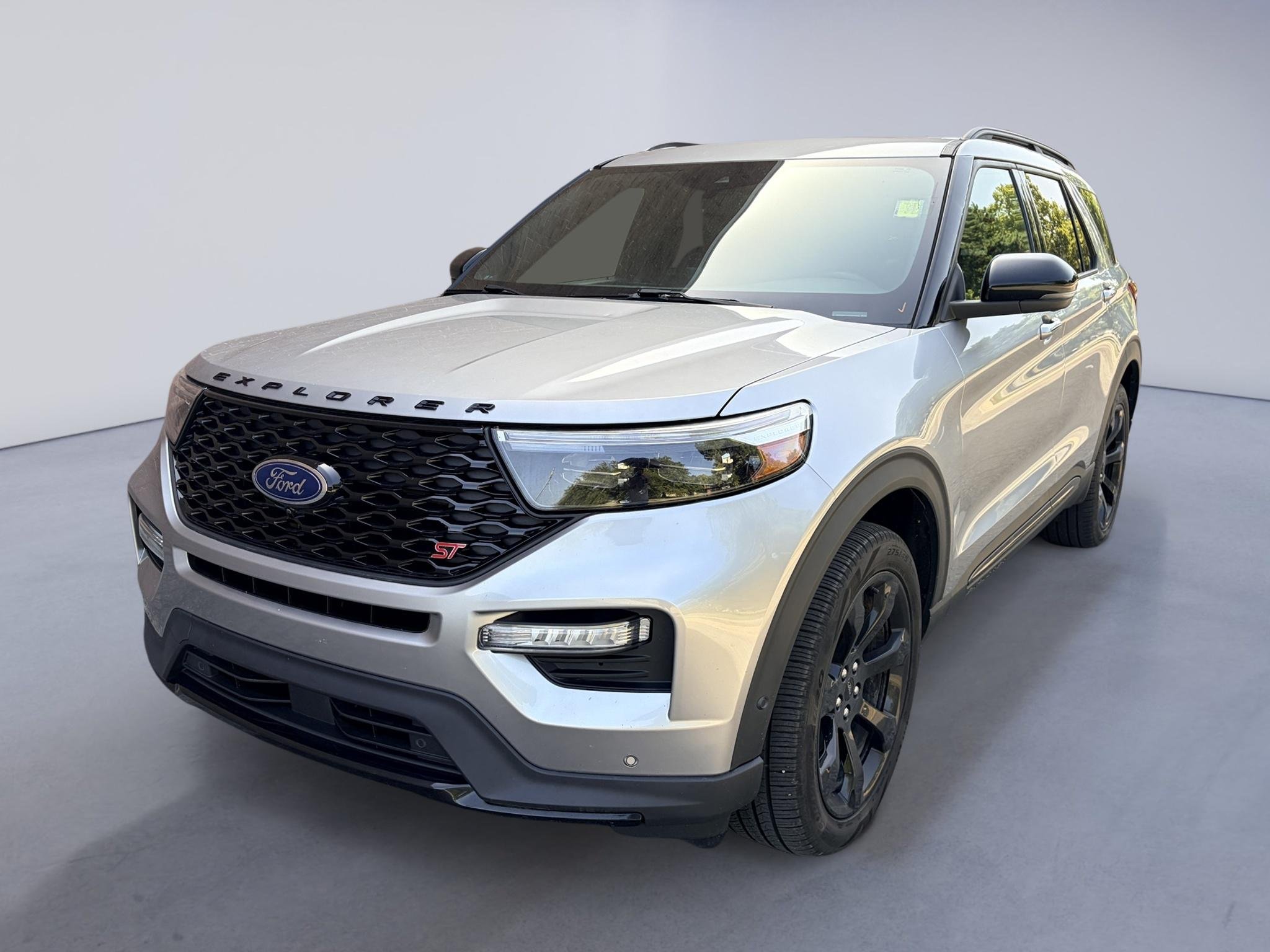 Used 2021 Iconic Silver Metallic Ford ST image 1