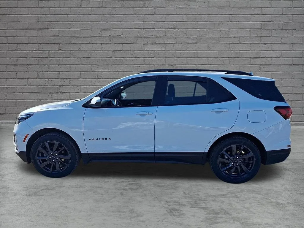 Used 2024 Summit White Chevrolet RS image 36