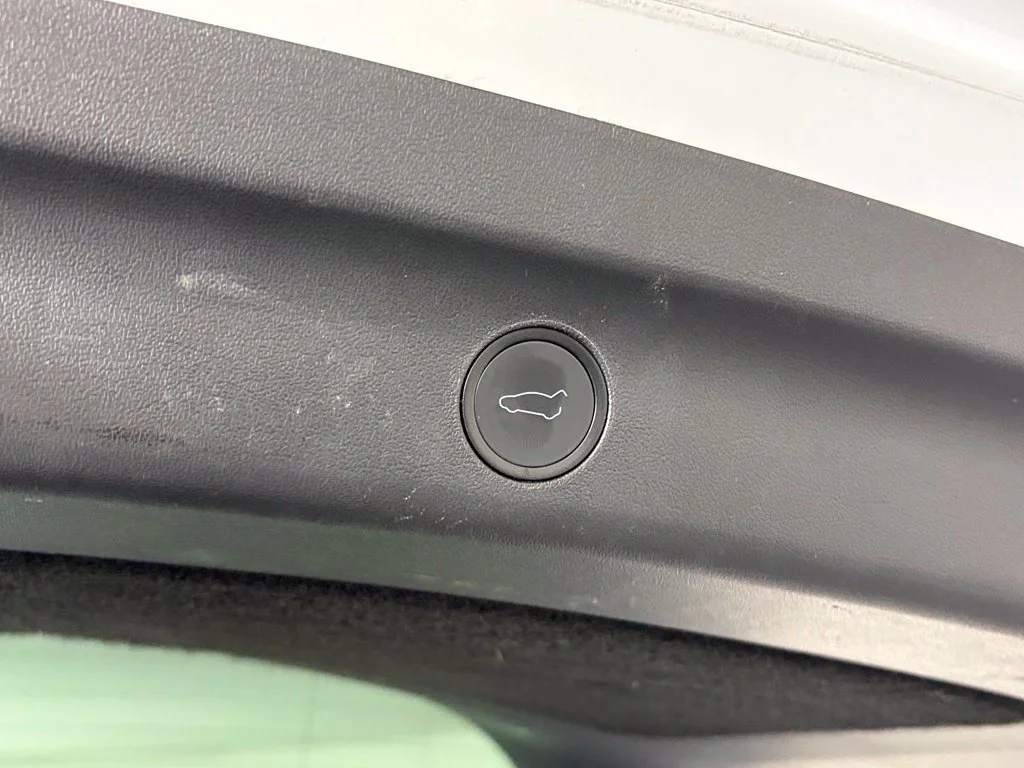 Used 2021 White Tesla Long Range image 36