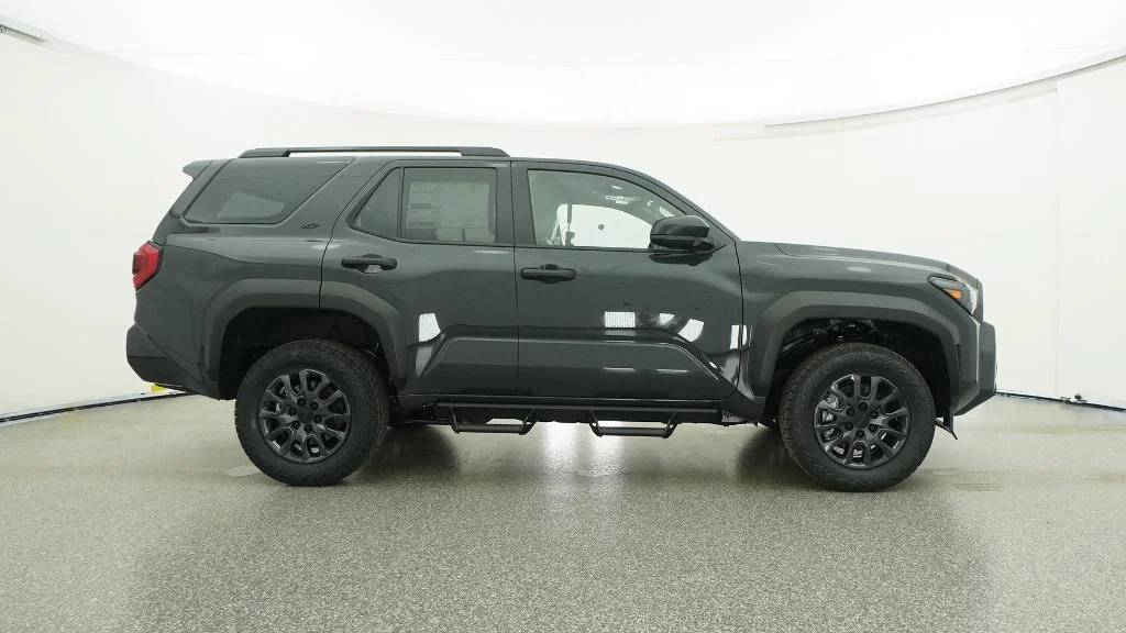 New 2026 Underground Toyota SR5 image 17
