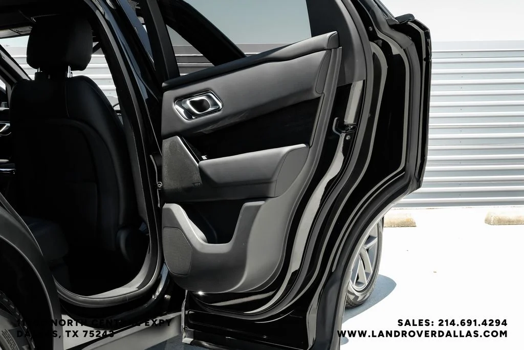 Used 2026 Black Land Rover Dynamic SE image 45
