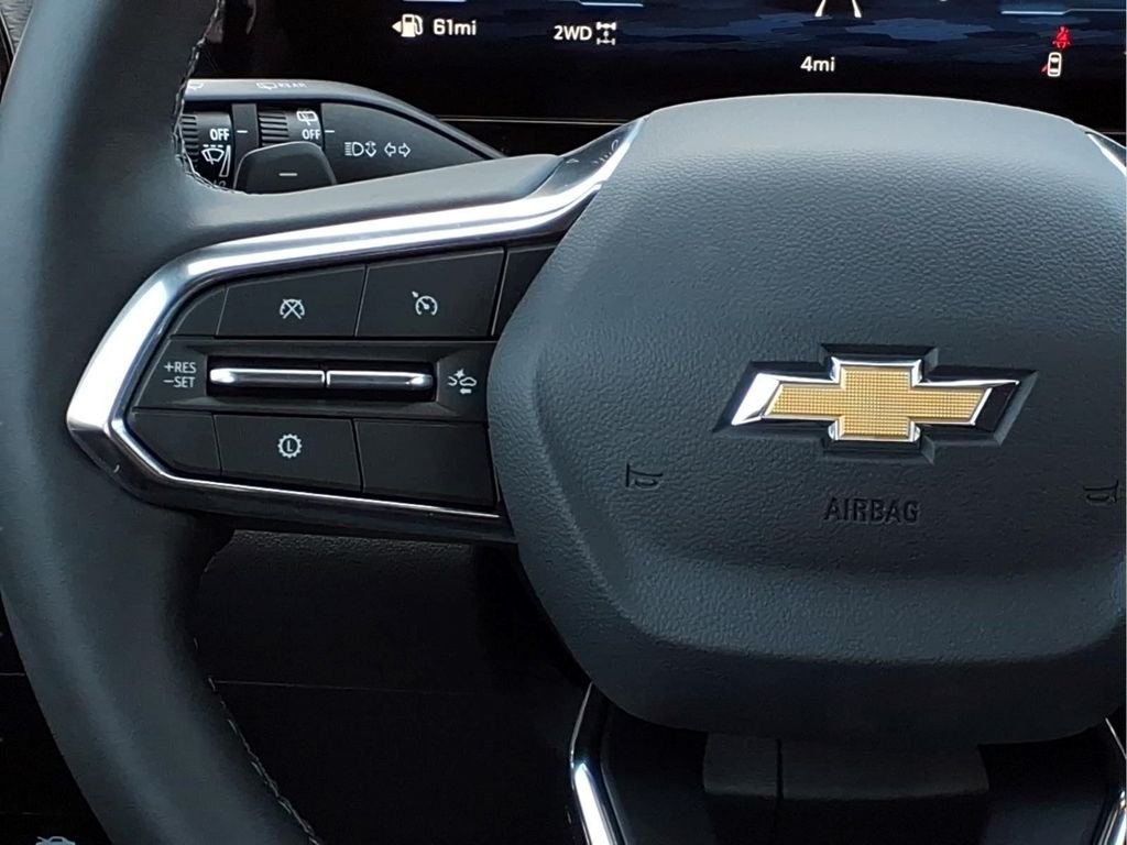 New 2027 Mosaic Black Metallic Chevrolet LT image 6