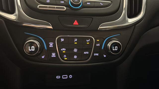 Used 2020 Pacific Blue Metallic Chevrolet LT image 18