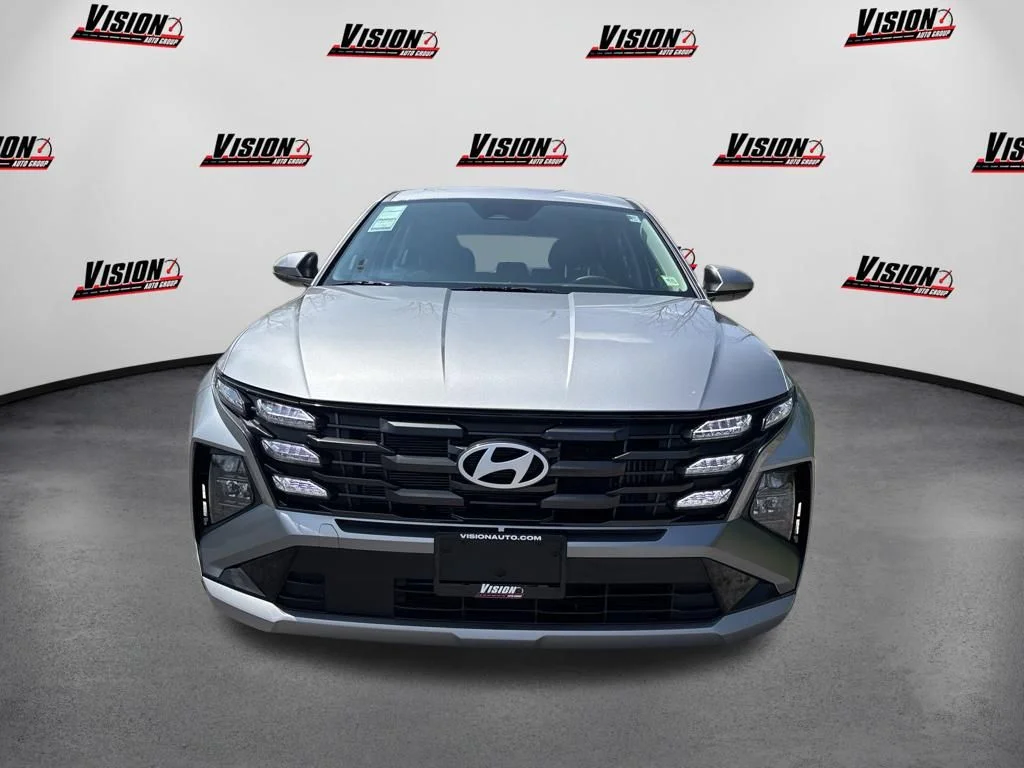 New 2026 Silver Hyundai Blue SE image 2