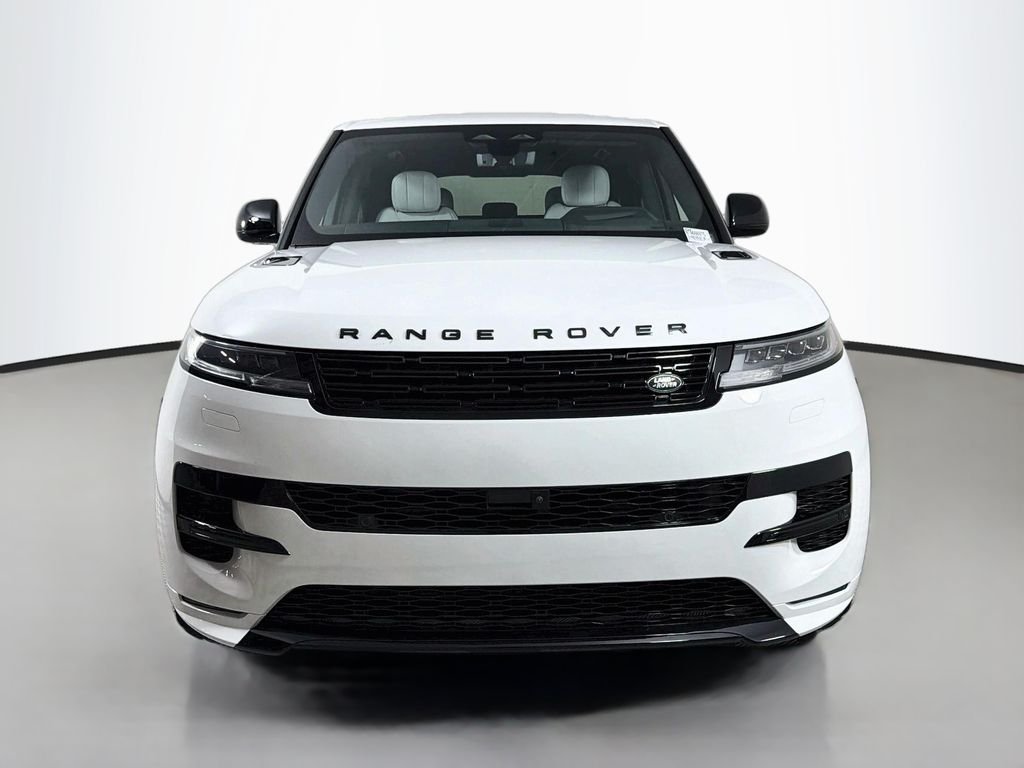 New 2026 Fuji White Land Rover Dynamic SE image 2