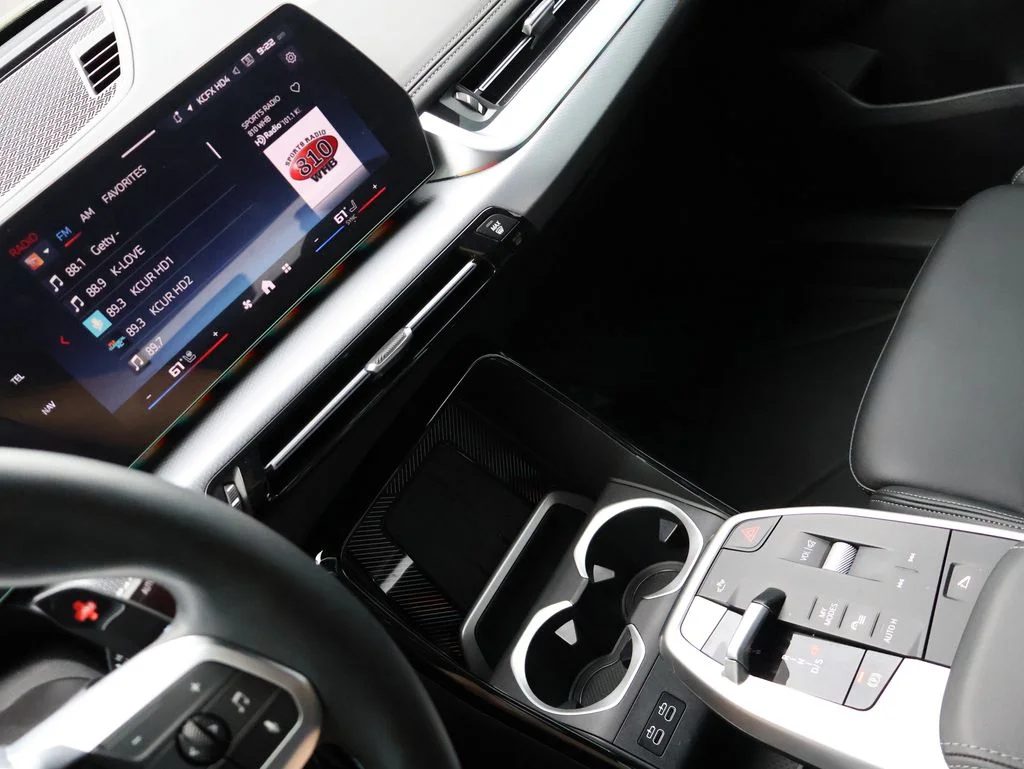 Used 2025 Black BMW M35i image 22