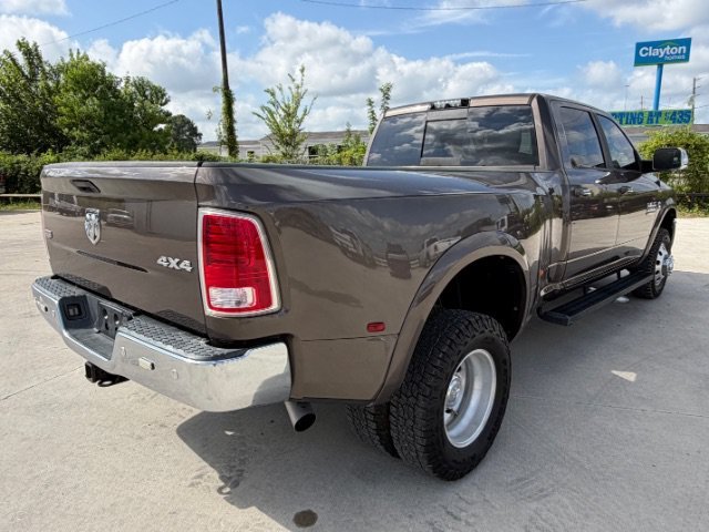Used 2018 RV Match Walnut Brown Metallic Clearcoat Ram Laramie image 5