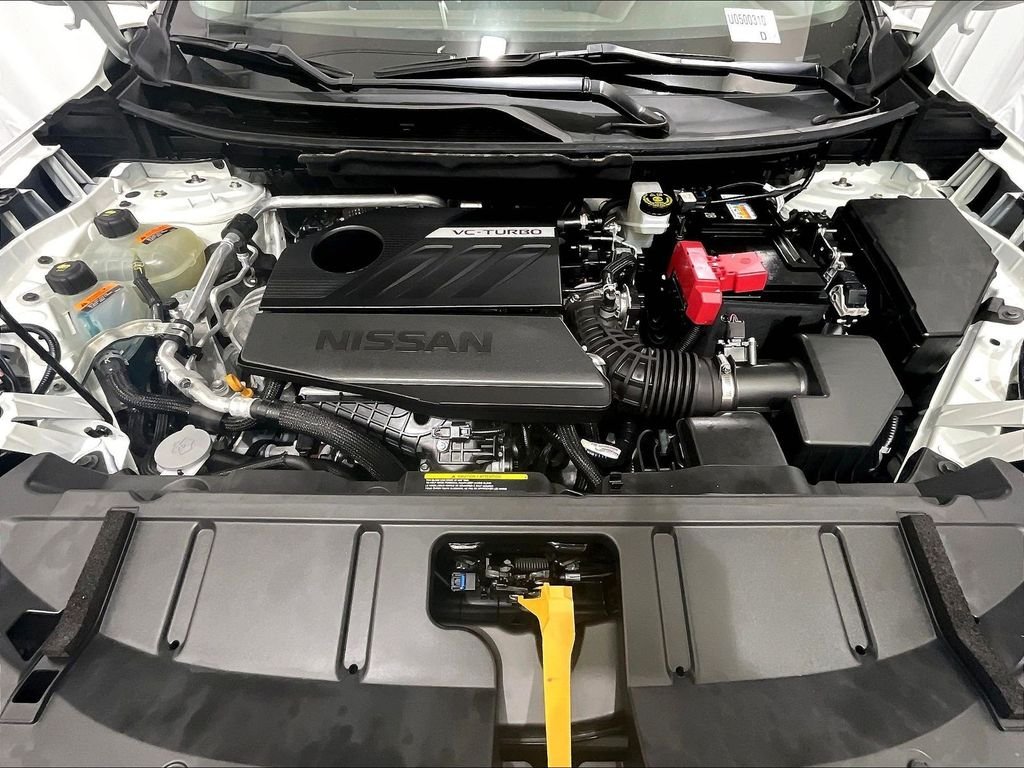 Used 2023 White Nissan SV image 29