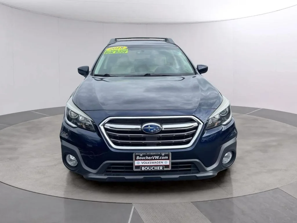 Used 2018 Dark Blue Pearl Subaru 2.5i Premium image 8