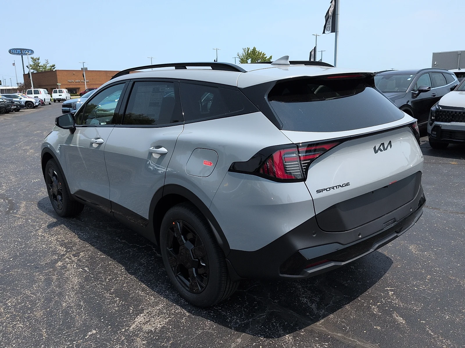 New 2026 Wolf Gray - C7S Kia X-Line image 5