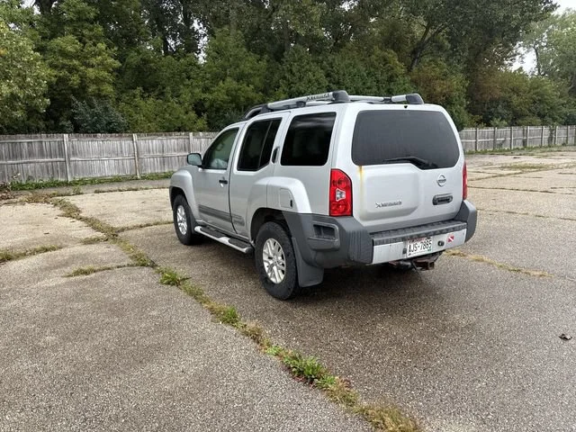 Used 2015 Silver Nissan S image 11