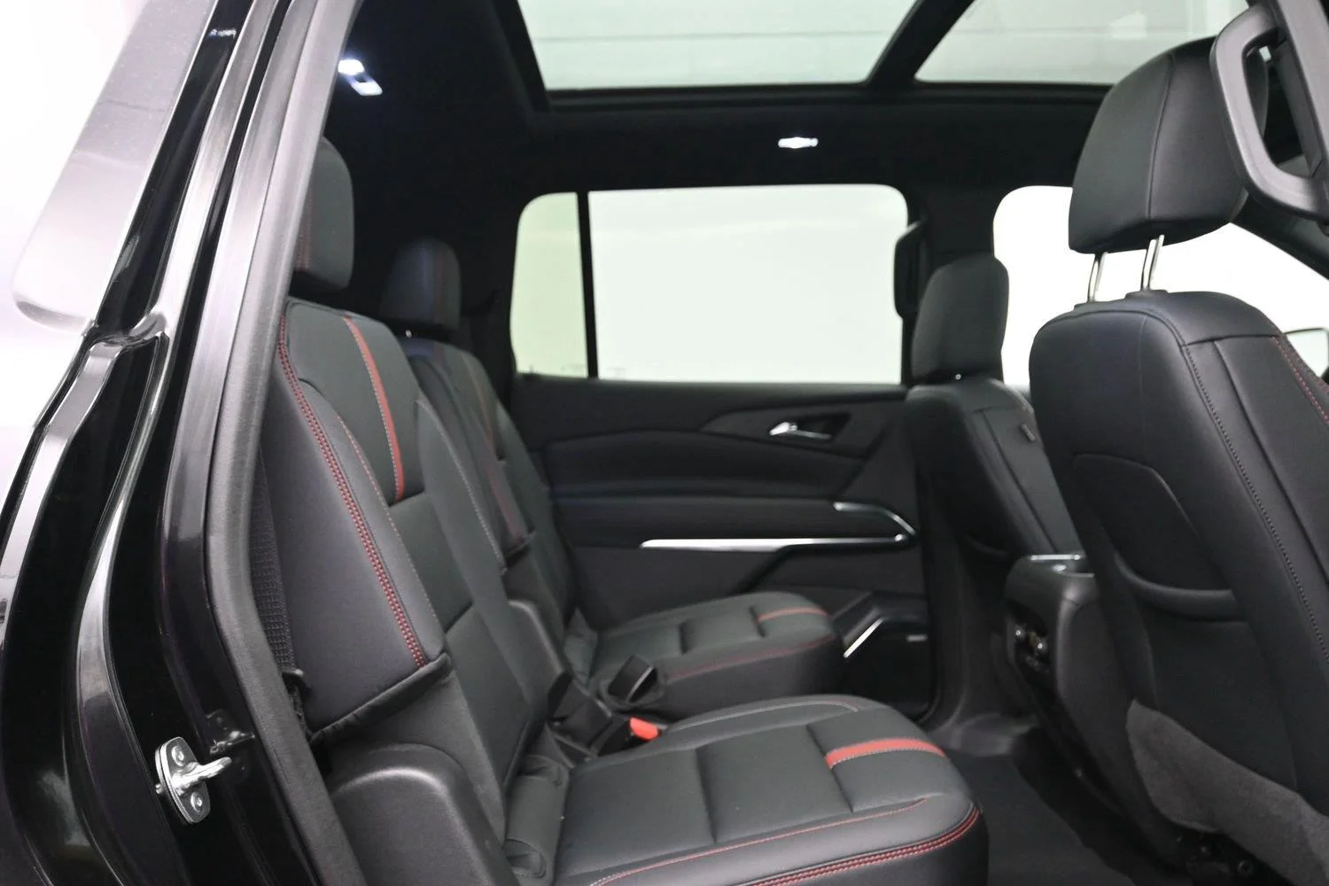 Used 2024 Mosaic Black Metallic Chevrolet RS image 14