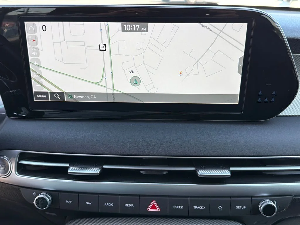 Used 2024 Silver Hyundai SEL image 29