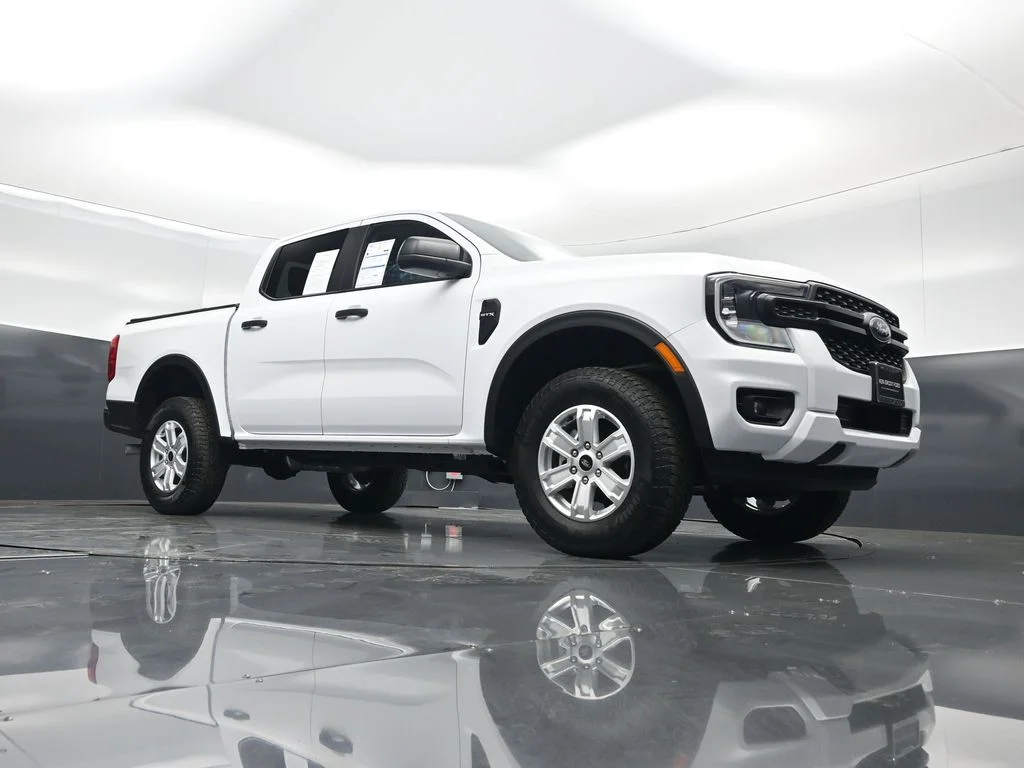 Certified Used 2025 White Ford XL image 3