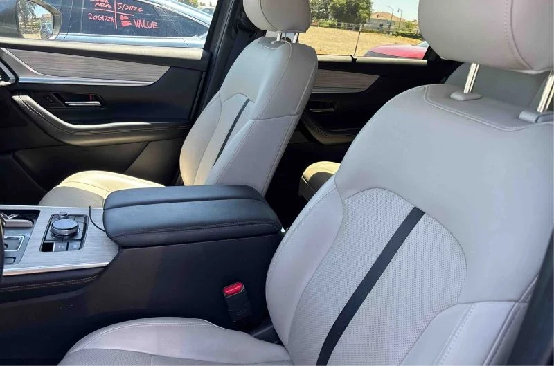 Certified Used 2024 Machine Gray Mazda Preferred image 4