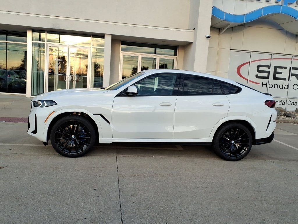 New 2027 Alpine White BMW xDrive40i image 2
