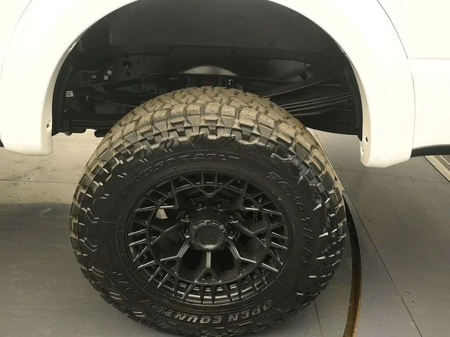 New 2026 Oxford White Ford F-250® Lariat® image 9