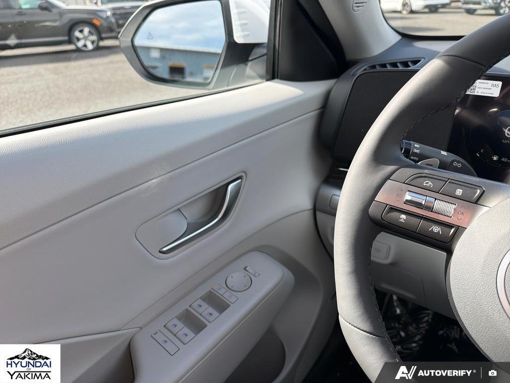 New 2026 Atlas White Hyundai Limited AWD image 17