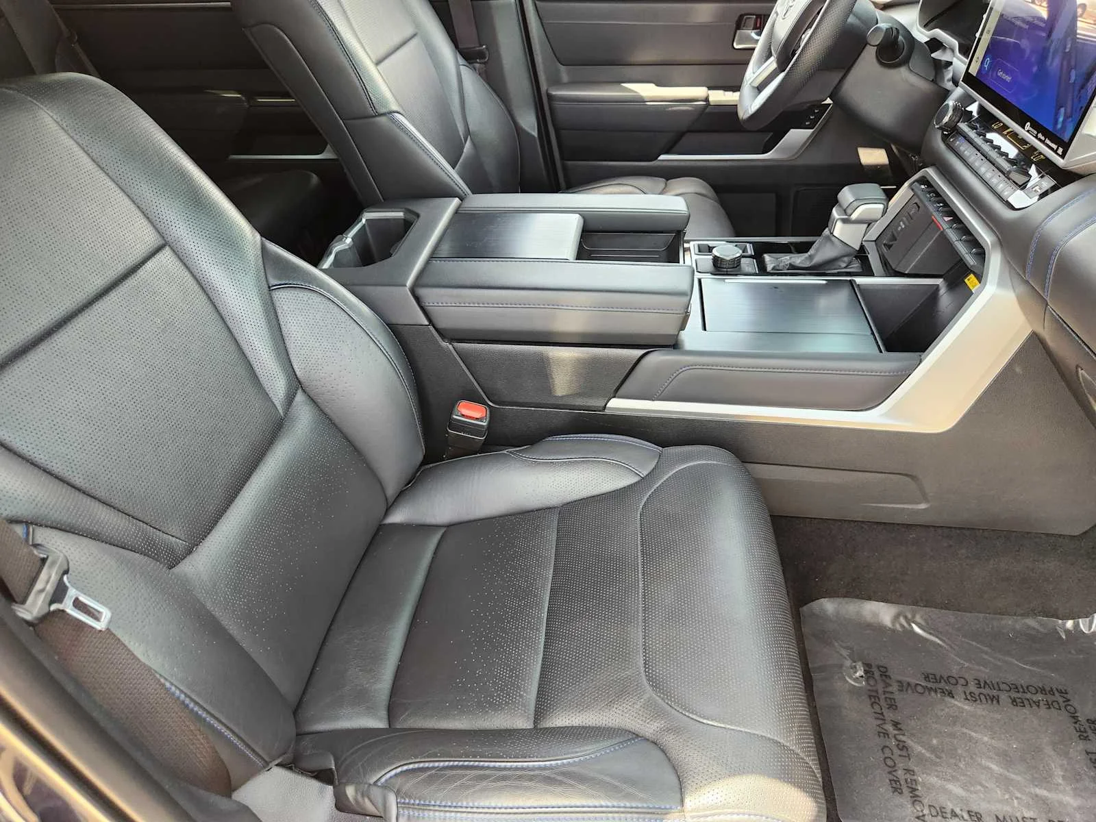 2023 Toyota Sequoia Platinum - Photo 14