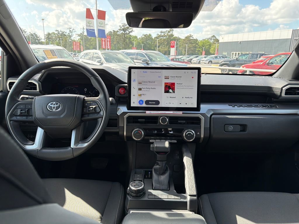 2025 Toyota Tacoma Limited - Photo 12