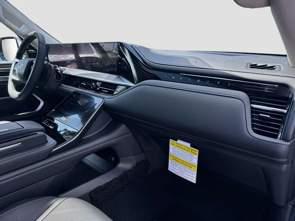 New 2027 DYNAMIC METAL INFINITI Luxe 4WD image 32
